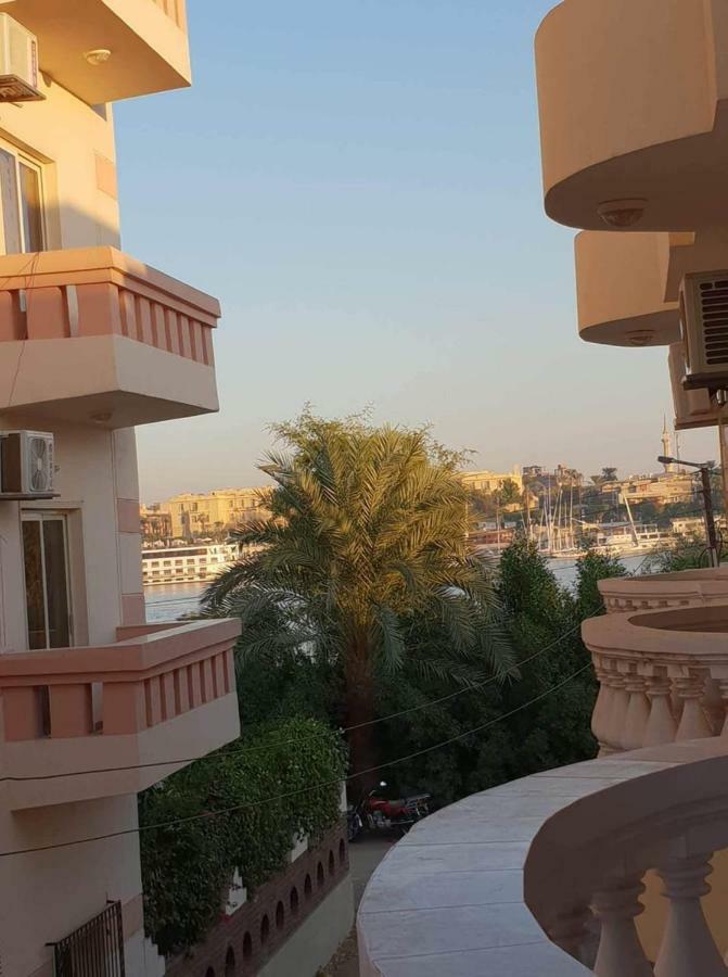 Soliman Nile View Luxor Buitenkant foto